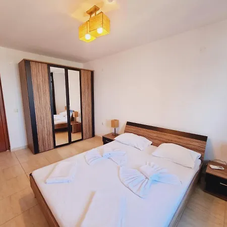 Etara 4 Complex 4* סבטי ולאס