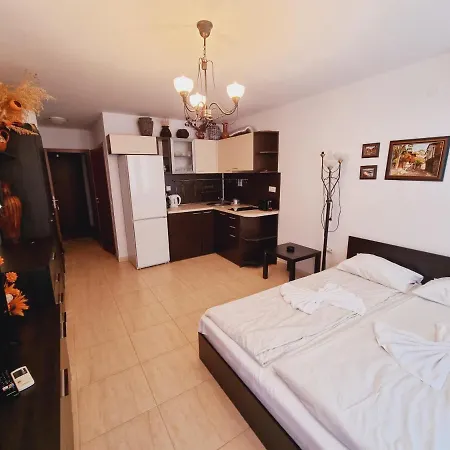 Etara 4 Complex מלון דירות 4*