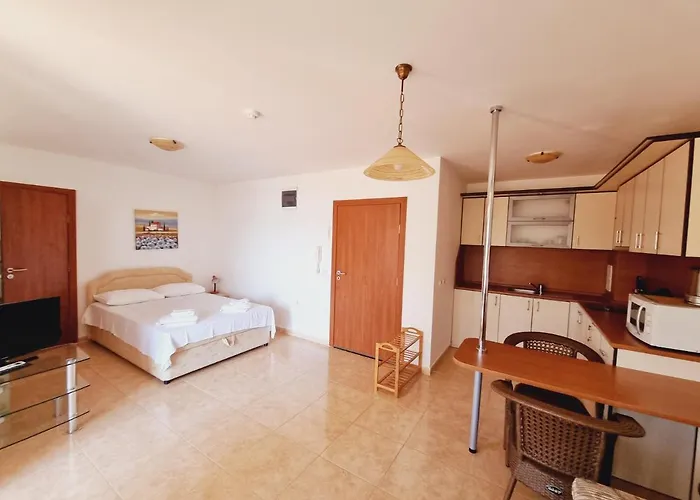 Etara 4 Complex Aparthotel