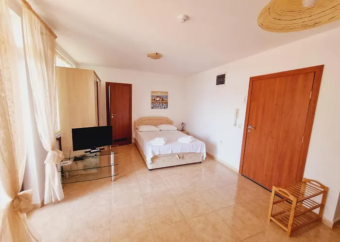 Etara 4 Complex Aparthotel 4*